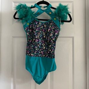 Glamour green feather costume